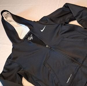 Nike Therma Fit hoodie jacket size boys medium